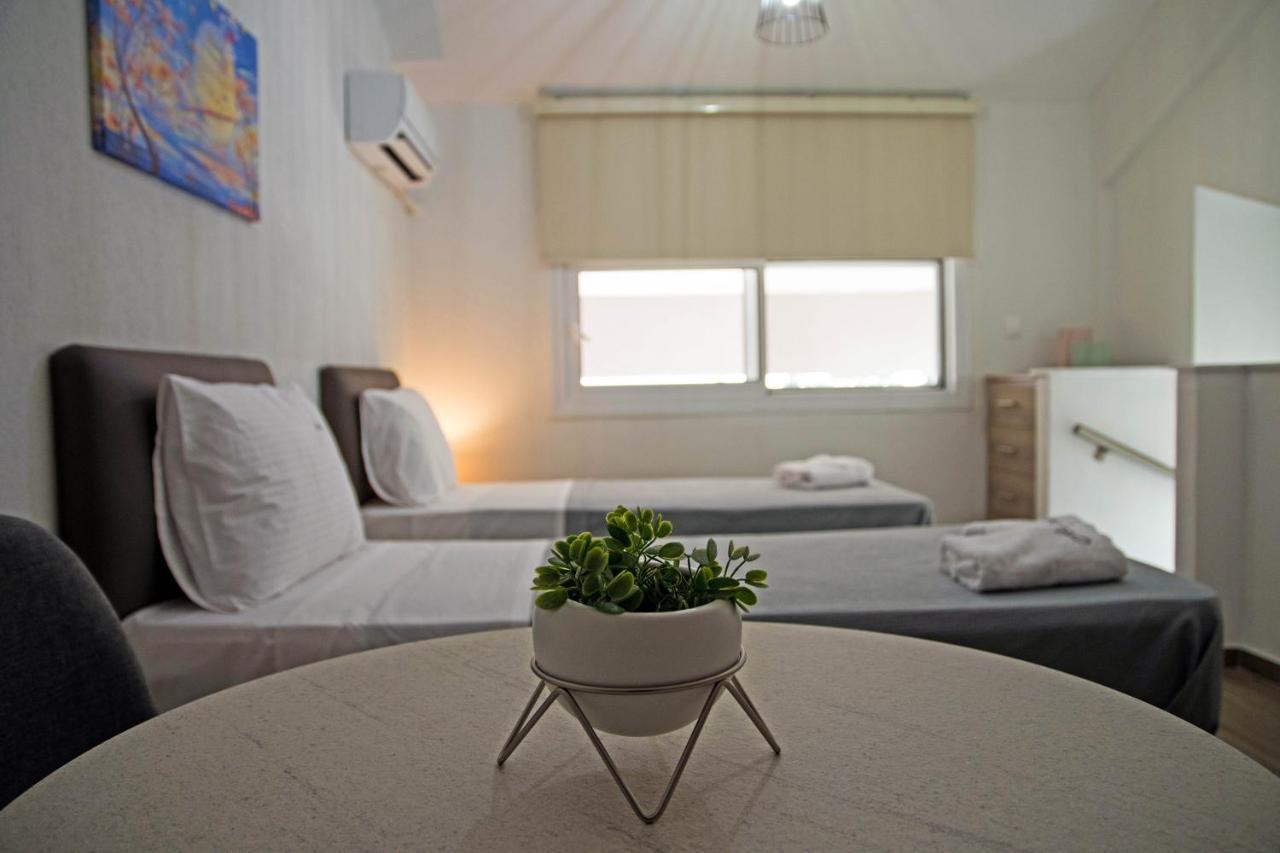 Aelia Luxury Apartments Nikíti Kültér fotó