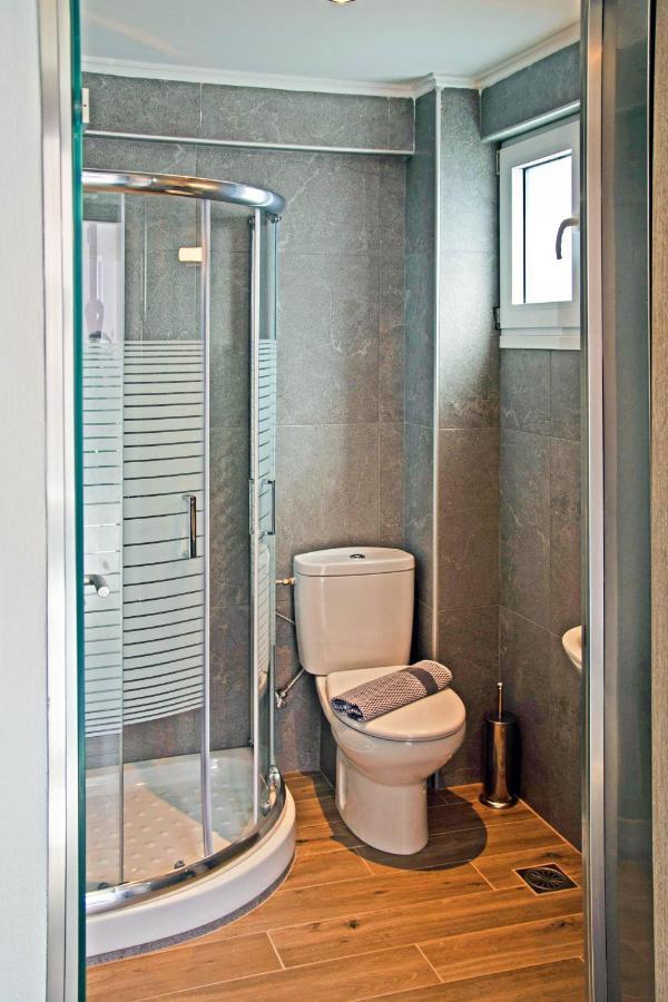 Aelia Luxury Apartments Nikíti Kültér fotó