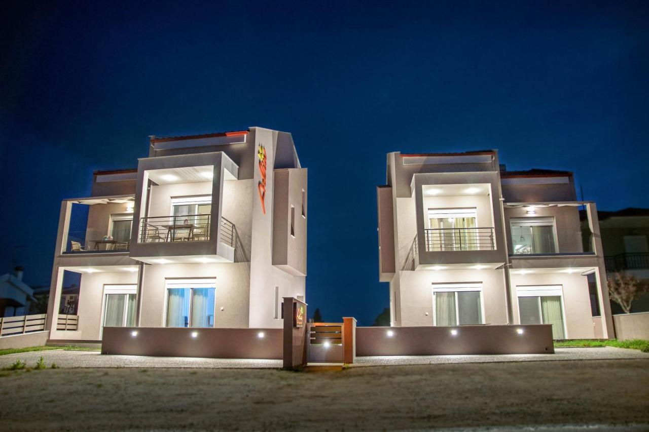 Aelia Luxury Apartments Nikíti Kültér fotó