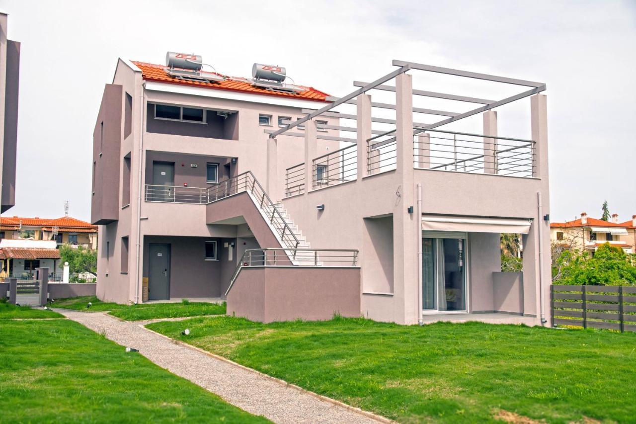 Aelia Luxury Apartments Nikíti Kültér fotó